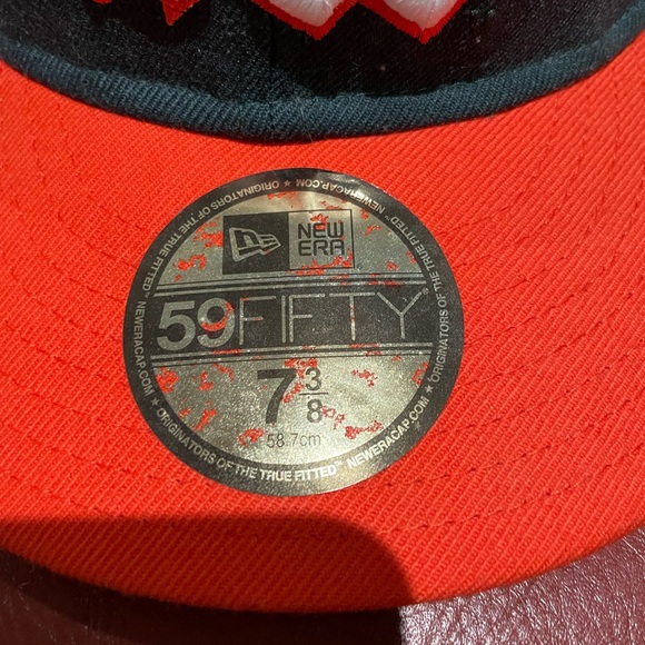 Miami Hurricanes Old English 